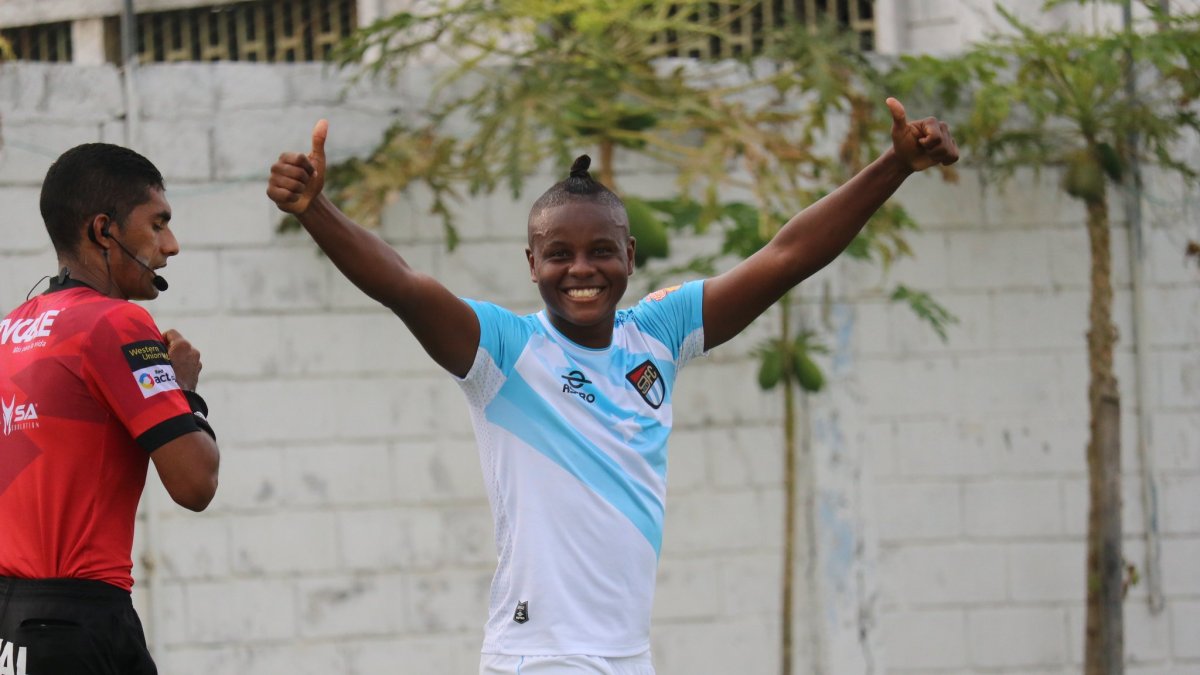 Danny Cabezas es una de las figuras de 9 de Octubre, pero no jugará en Emelec.