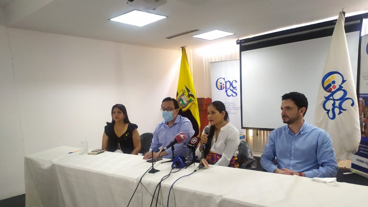 Rueda de presa sobre proceso de selección para el nuevo Contralor General del Estado.