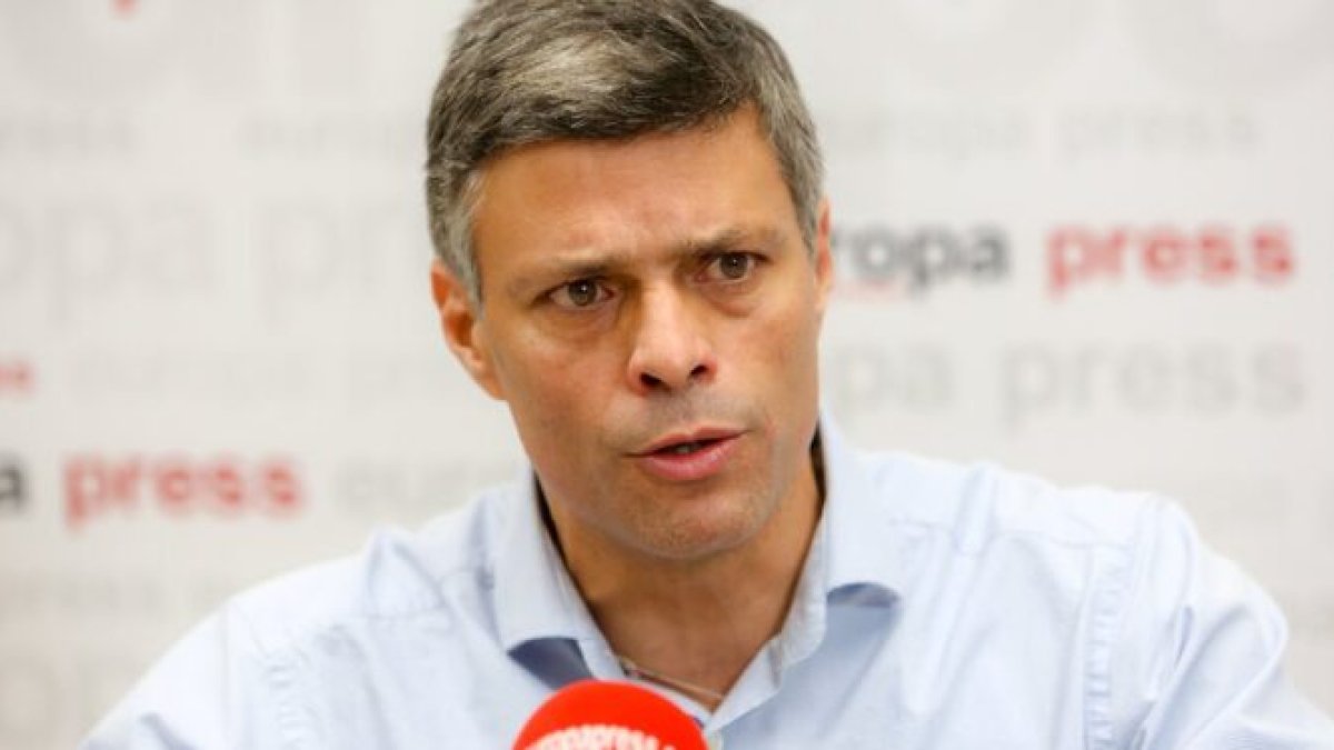 El dirigente opositor al régimen de Nicolás Maduro arremetió contra este.