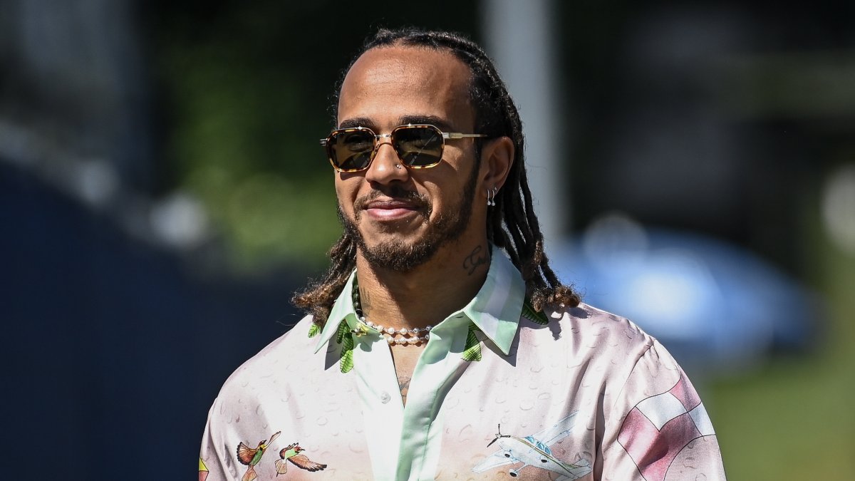 El rostro de Hamilton demostró la satisfacción del acuerdo durante la pole.