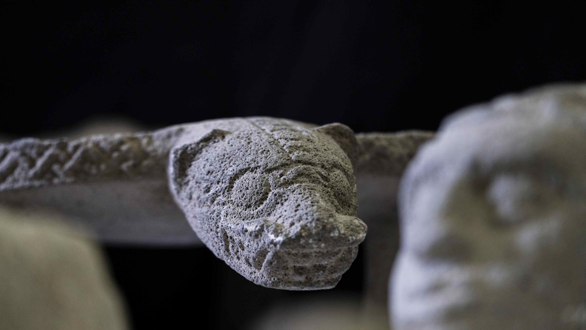 Vista de una figura precolombina en una de las bodegas del Museo Nacional el 2 de julio de 2021 en San José (Costa Rica).