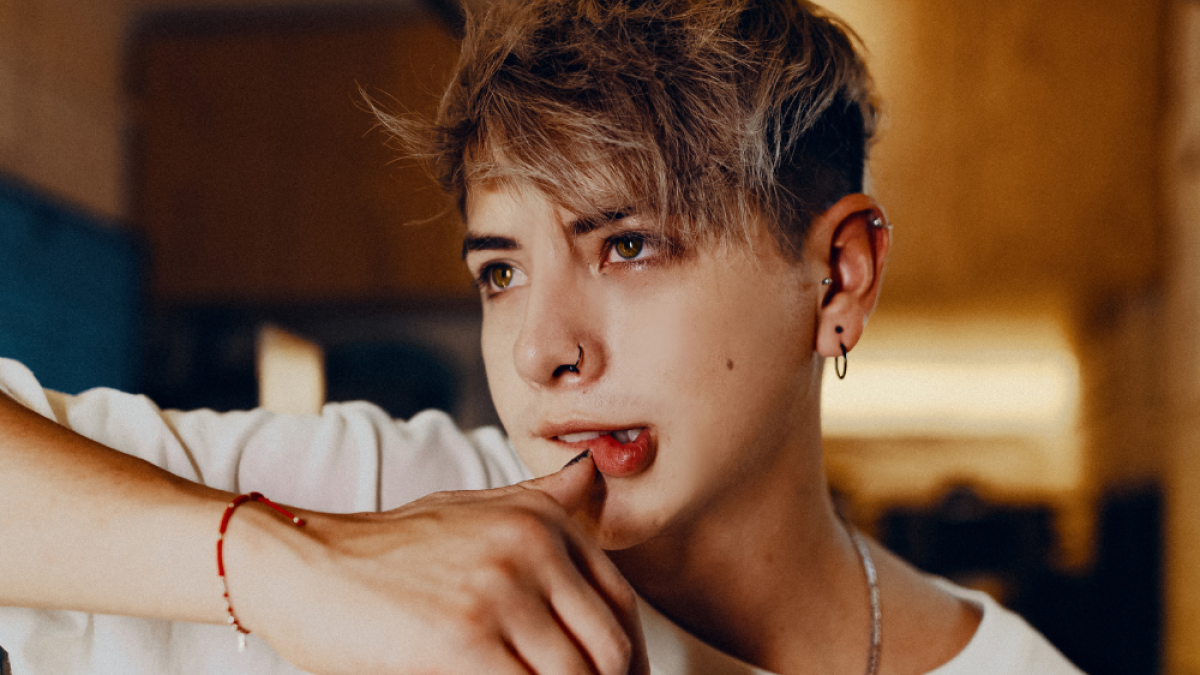 Kevlex tiene 21 años.