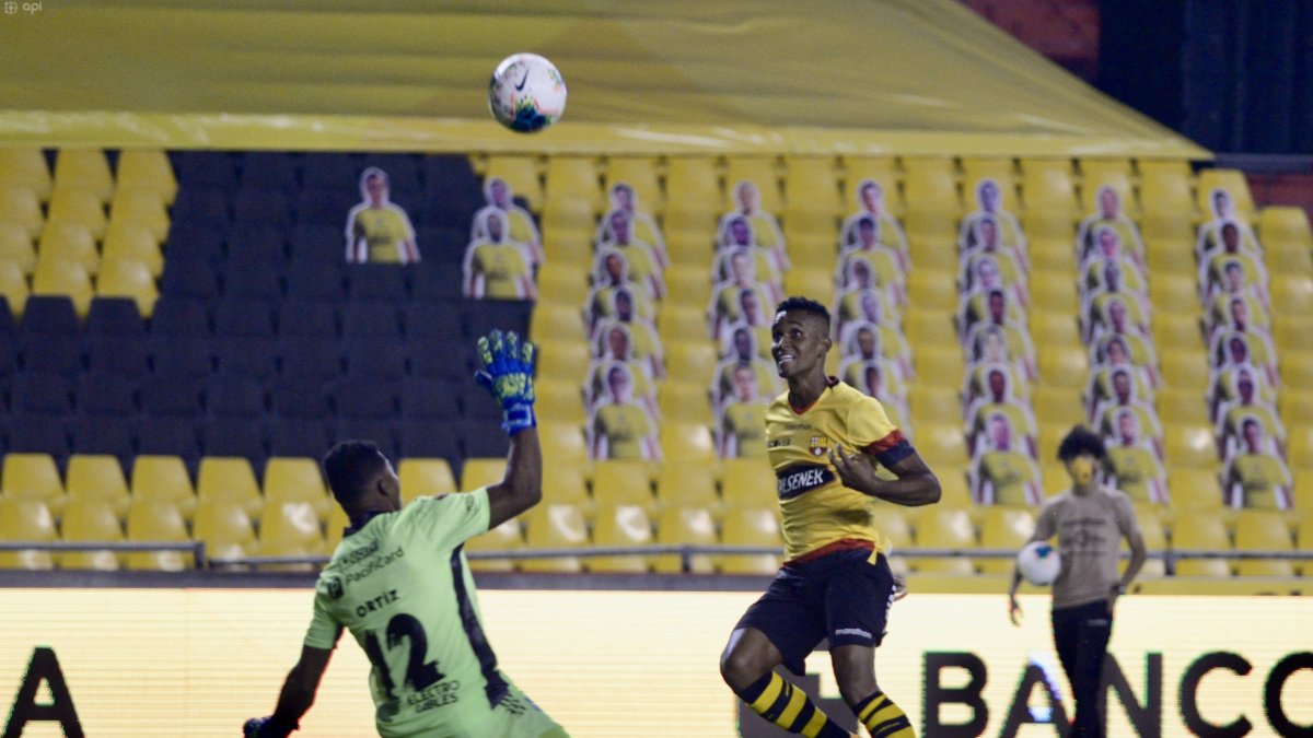 Barcelona y Emelec suman 51 goles en el torneo nacional.