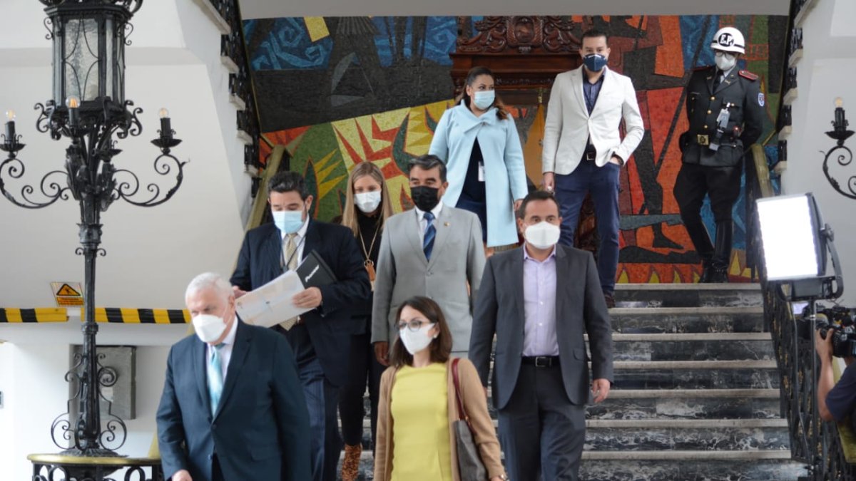 Los dirigentes de los transportistas y representantes del Gobierno mantienen diálogos desde junio pasado.