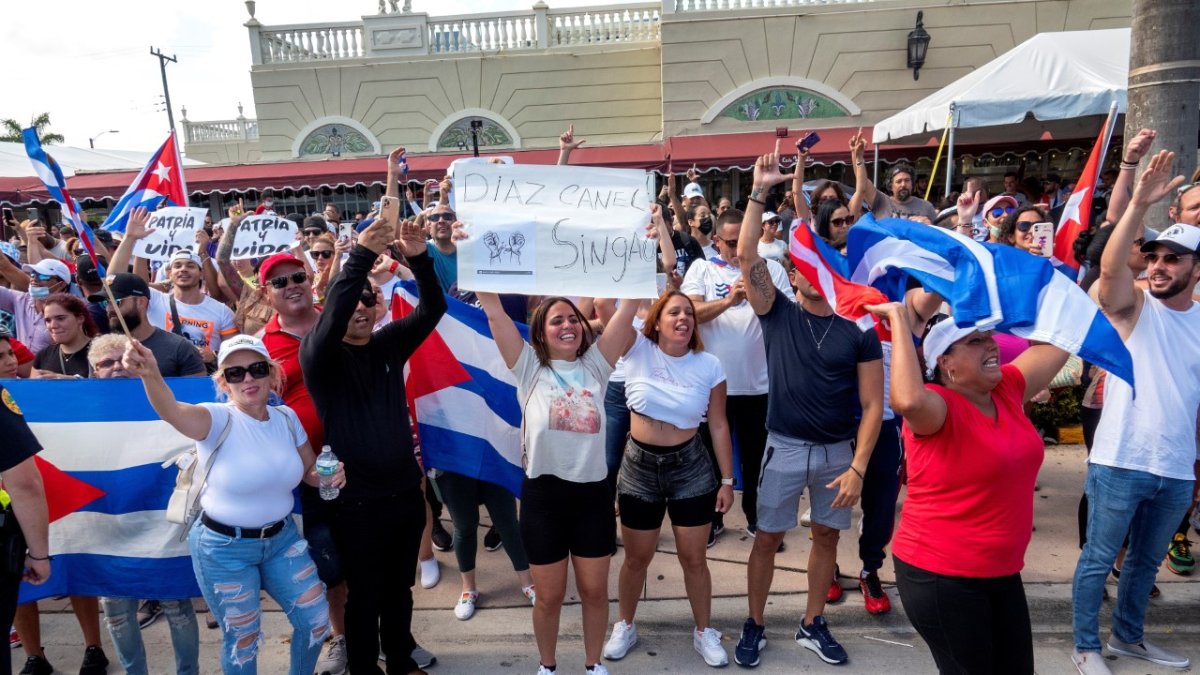 Manifestación en Cuba por la libertad.