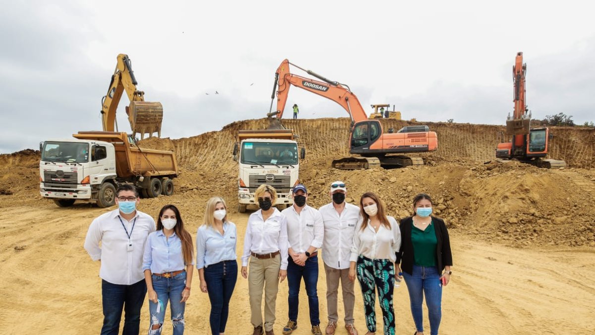 Cita. Un plan habitacional en Chongón enorgullece a esta administración.