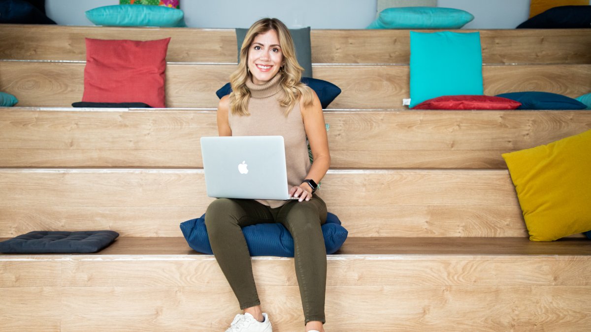 Vanessa tiene 30 años y vive en México.