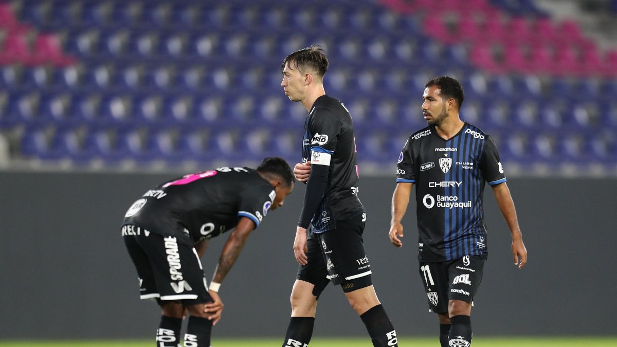El equipo rayado no lució bien en la ida contra Bragantino en la capital.