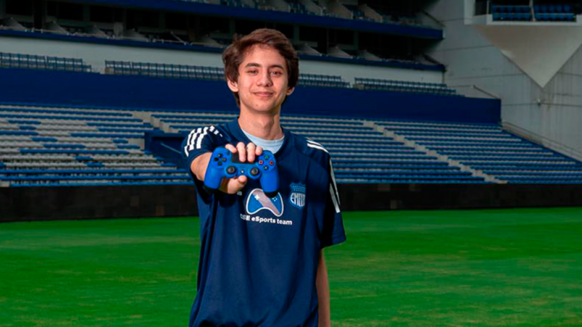 Sebas Cedeño jugó 9 meses en Emelec, club del cual es hincha.