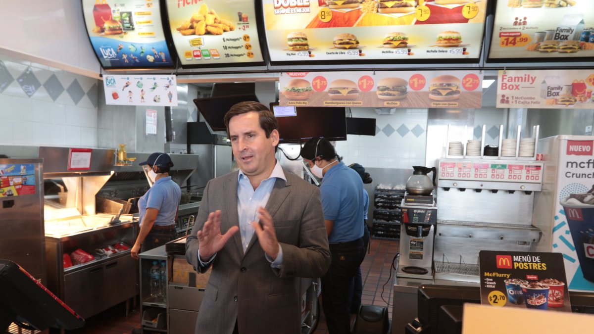 Trayectoria. Francisco Boloña trabajó antes para varias multinacionales. Su campo de mayor experticia está en el comercio y el marketing.