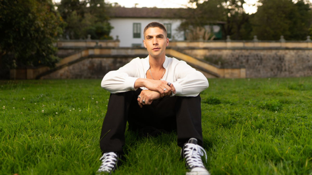 Johann Vera tiene 25 años.