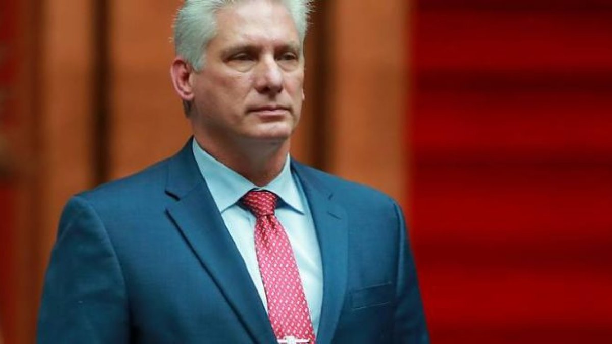 El presidente de Cuba, Miguel Díaz-Canel congratula al nuevo mandatario de Perú.