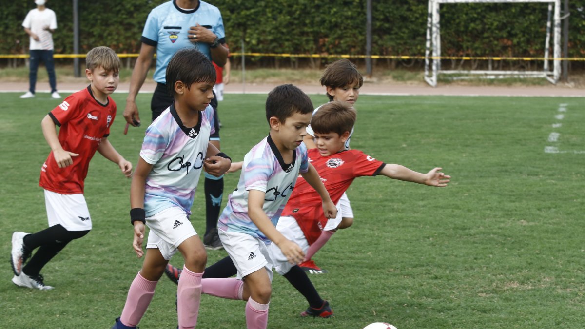 El representativo de Chop Chops , en la categoría 7-8 años, consiguió una de las primeras victorias de las Olimpiadas 2021, tras doblegar al equipo de Shisa FC por 1-0.