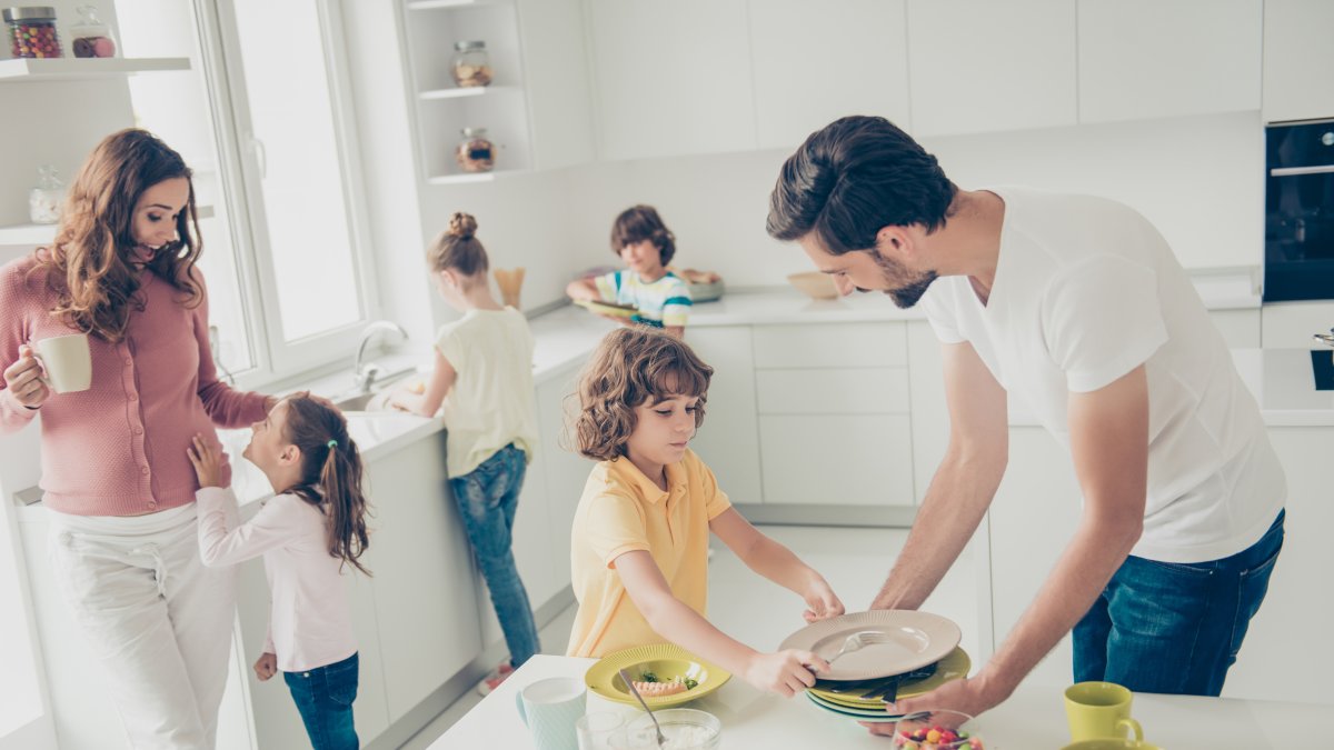 Los padres deben enseñar a los niños la importancia de los límites.