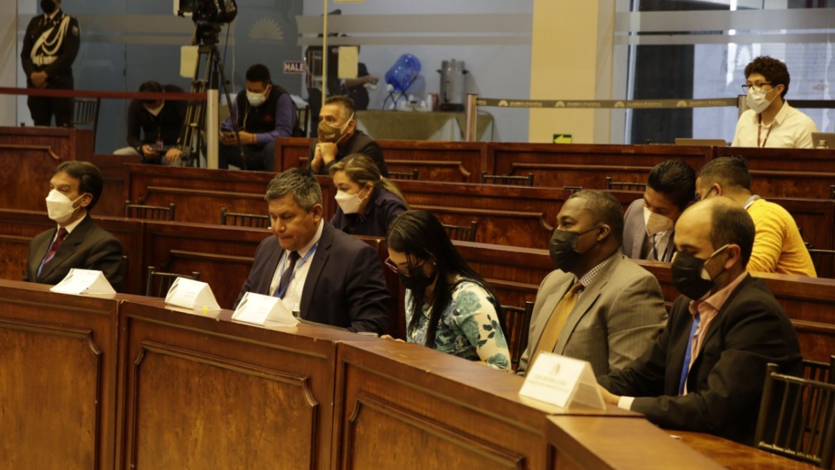 Reclamo. Las ausencias generan malestar entre los integrantes de la comisión y el interpelante, Juan Lloret (d).