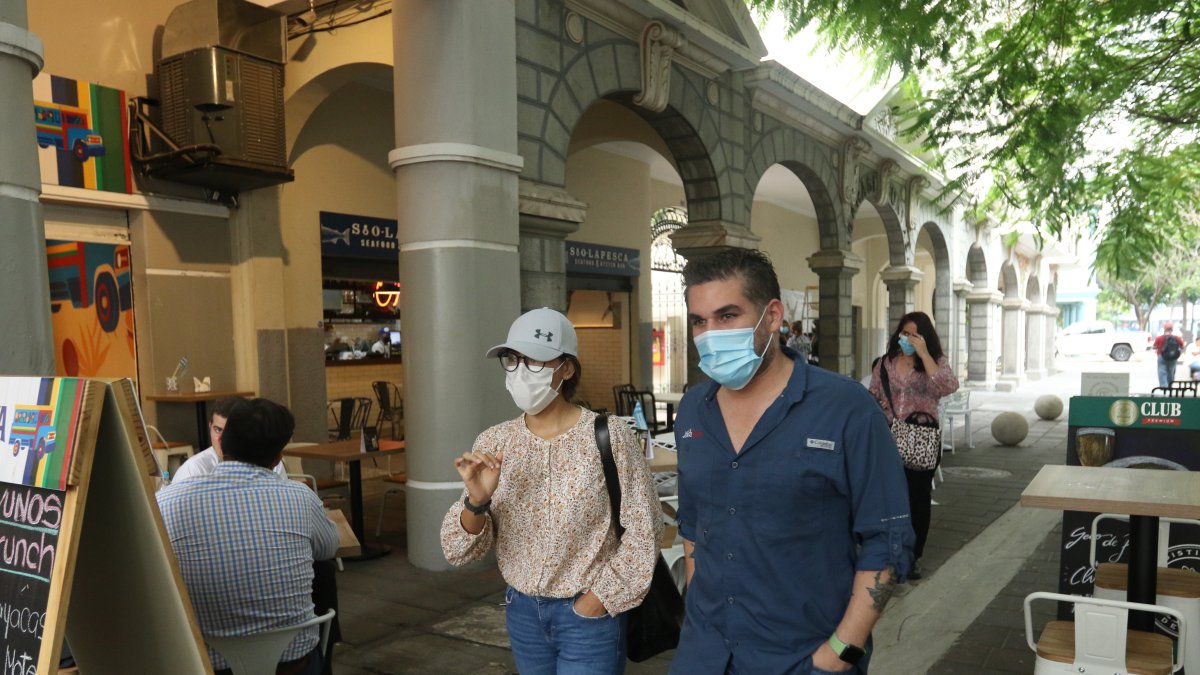 Calle Panamá, un punto gastronómico de la ciudad donde disfrutar de buena comida por las fiestas julianas.