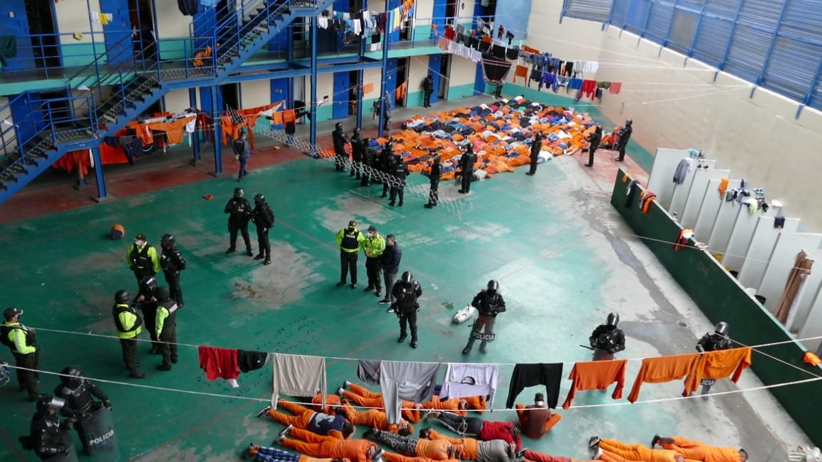 Requisa. Más de 10 horas de operativo se cumplió en la cárcel de Cotopaxi.