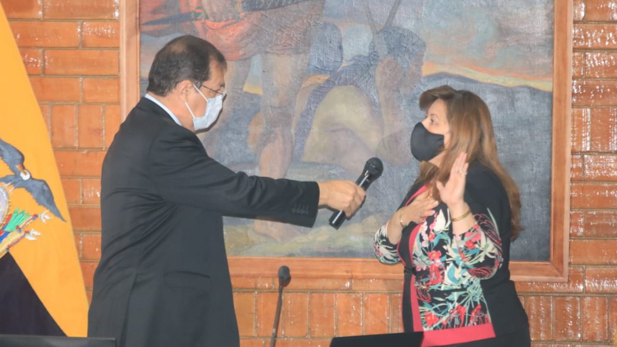 Vaca asume el puesto que hasta hace unos días ocupaba el ahora alcalde.