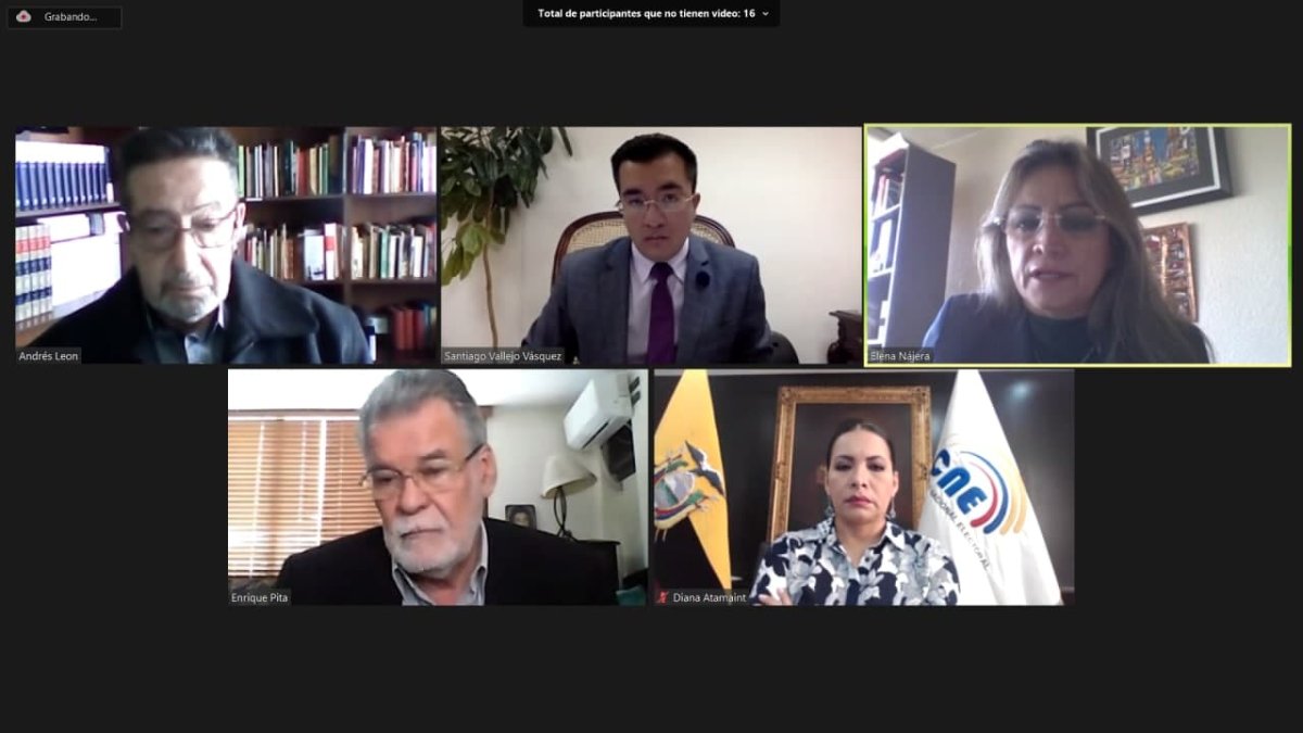 El organismo electoral tiene un plazo de 18 meses para presentar un plan a la Asamblea. El plazo está a punto de expirar.