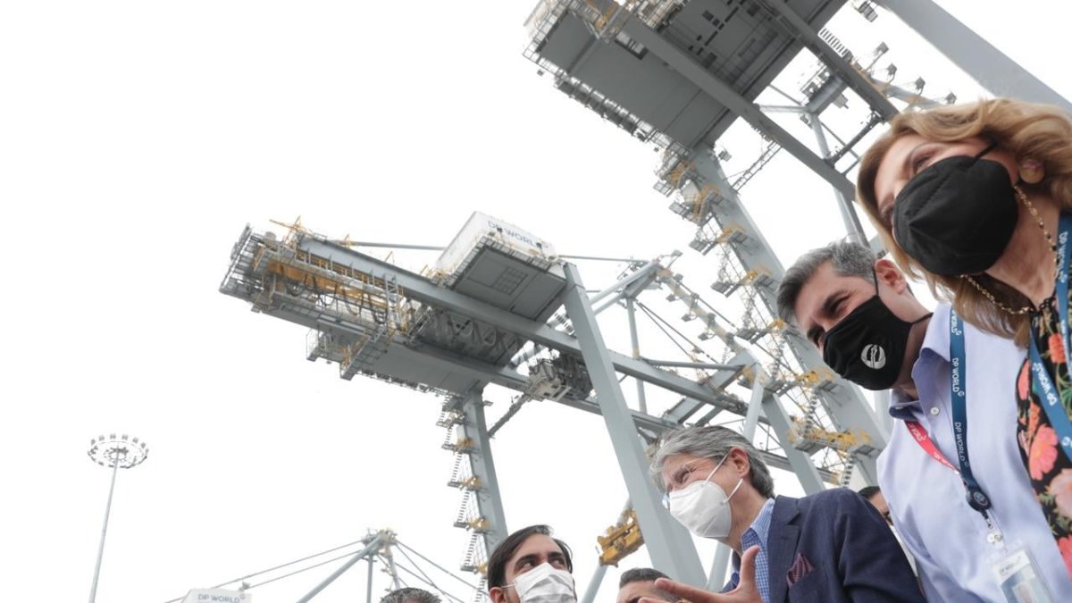 El mandatario Guillermo Lasso realizó un recorrido en el Puerto de Posorja este 30 de julio de 2021.