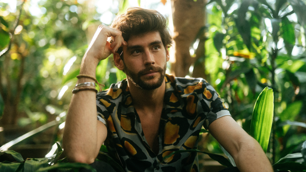 Álvaro Soler para su álbum Magia.