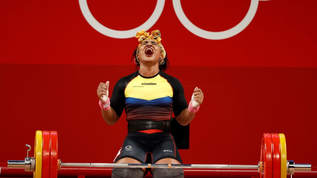 Tamara Salazar celebra eufórica en los Juegos Olímpicos de Tokio.