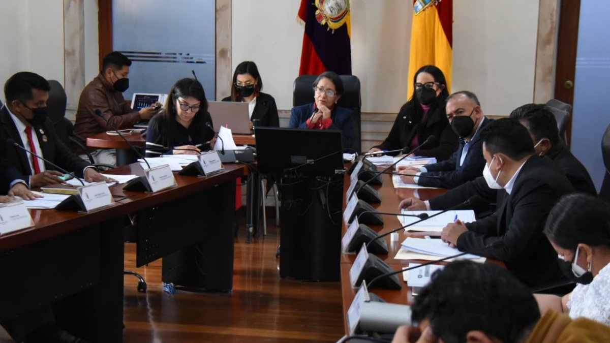 El 27 de julio último, el Consejo Provincial del Azuay aprobó el informe jurídico sobre el acuerdo limítrofe.