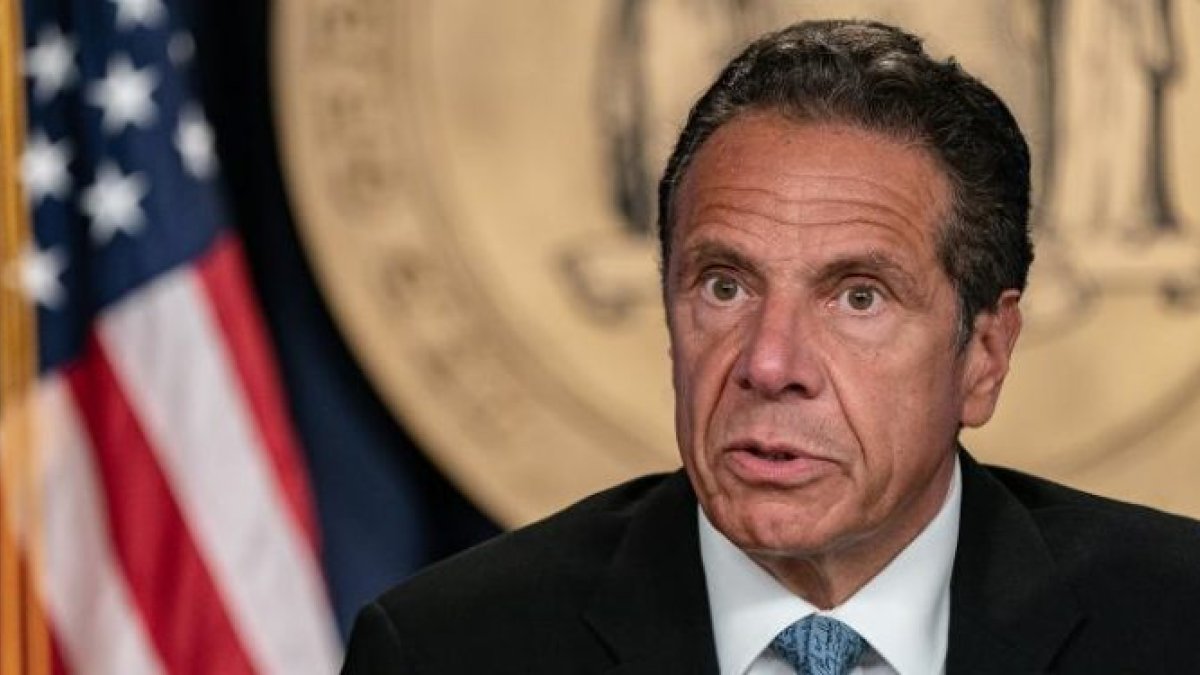 El gobernador de Nueva York, Andrew Cuomo se encuentra en verdaderos problemas