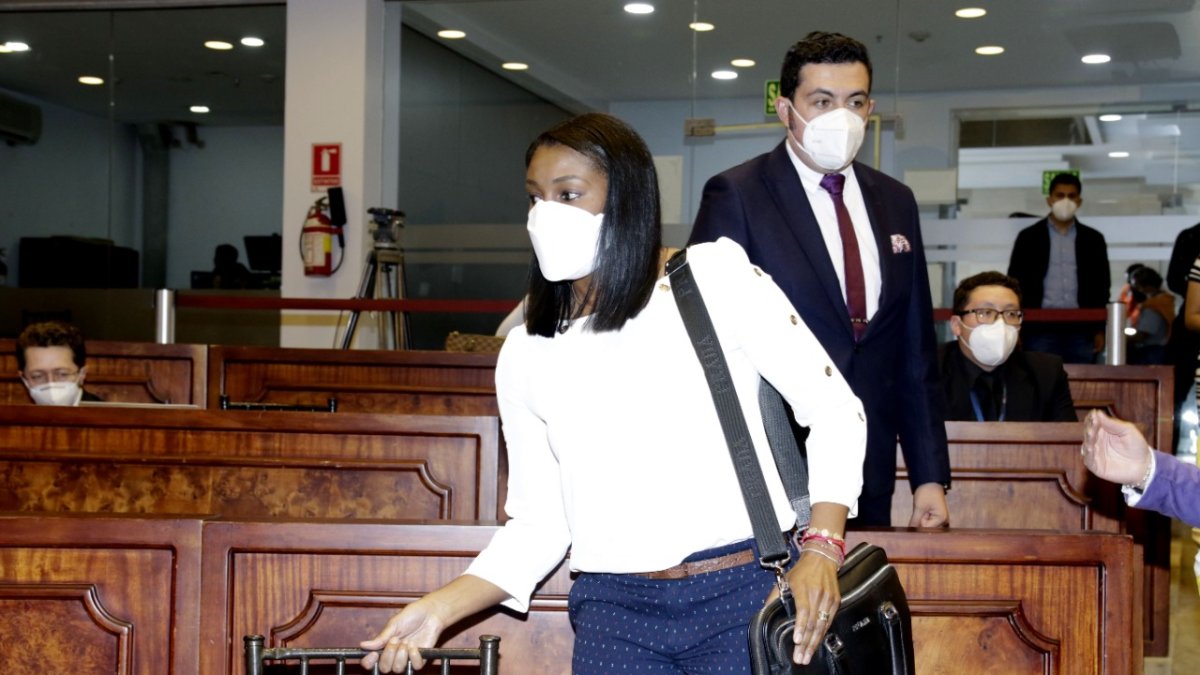 Asistencia. La fiscal Diana Salazar compareció en el juicio de Pablo Celi.