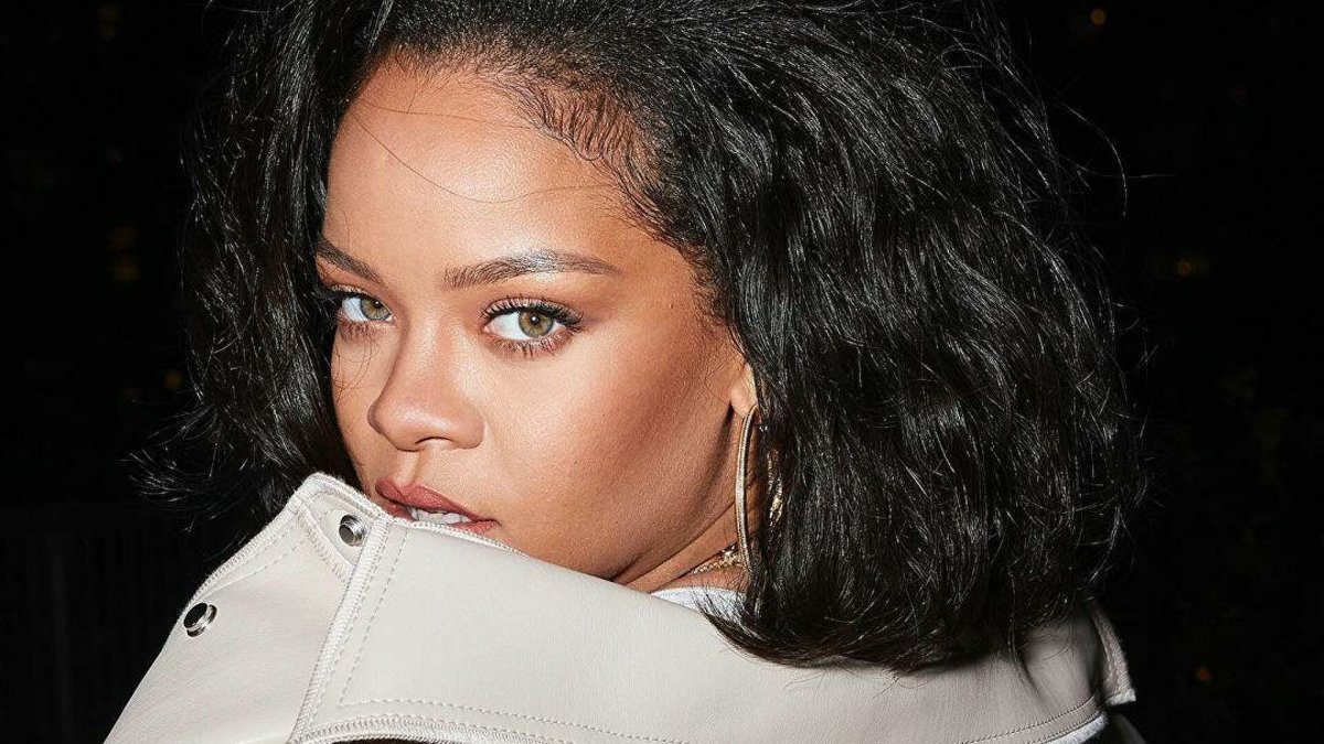 Rihanna saltó a la fama en 2007 con su éxito Umbrella.