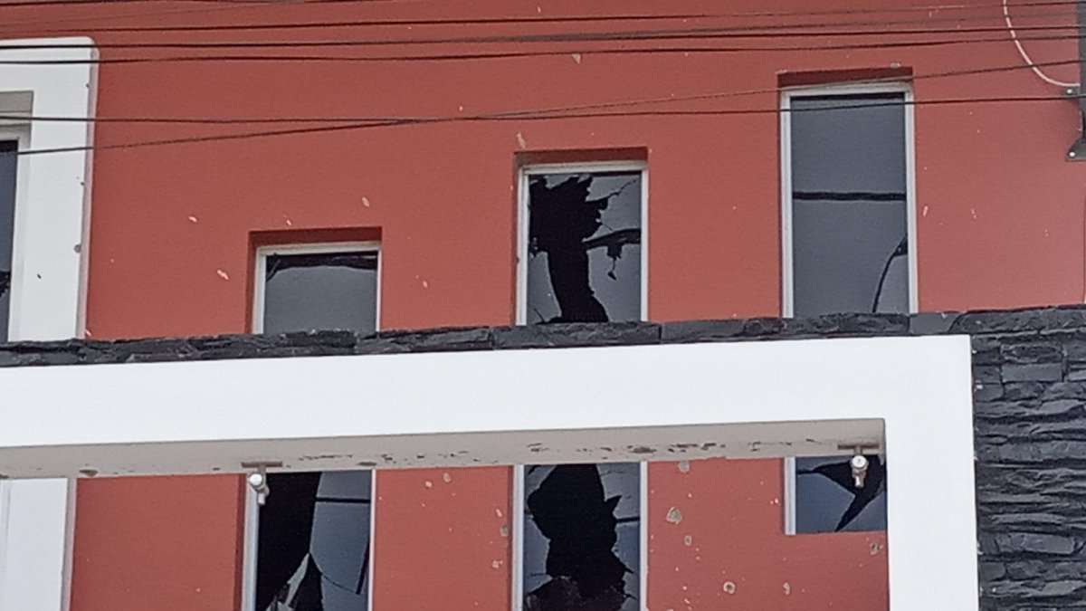 Atentado con artefacto explosivo en el sur de Guayaquil.