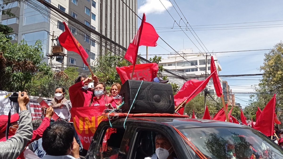 Referencial. FEUE junto a la UNE exigiendo a la Corte Constitucional se pronuncie sobre la constitucionalidad de la reforma de la LOEI, el 4 de agosto.