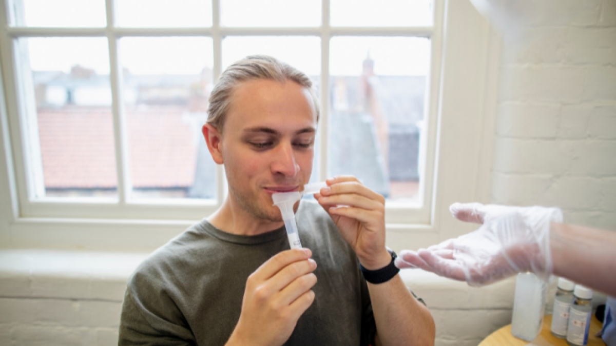 Detrás de este nuevo dispositivo diagnóstico hay científicos del Instituto Wyss de la Universidad de Harvard y del Instituto Tecnológico de Massachusetts (MIT).