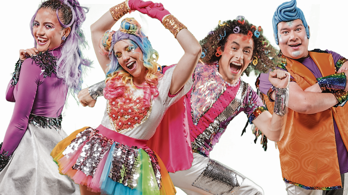 Binty (Valentina Flores), Relojita (Verito Álava), Soniak (Robert Raga) y Tetrak (Raúl Huerta) están a todo para celebrar esta fecha tan especial.