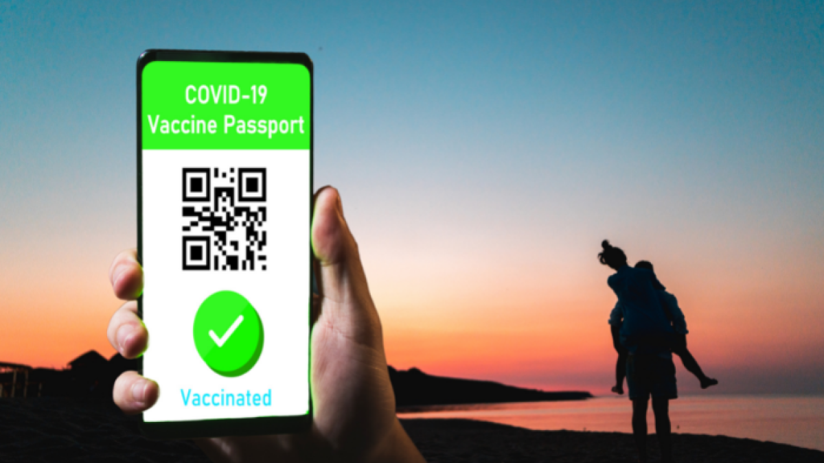 Referencial. El pasaporte de vacunación servirá para recibir beneficios y descuentos en locales comerciales como incentivo.