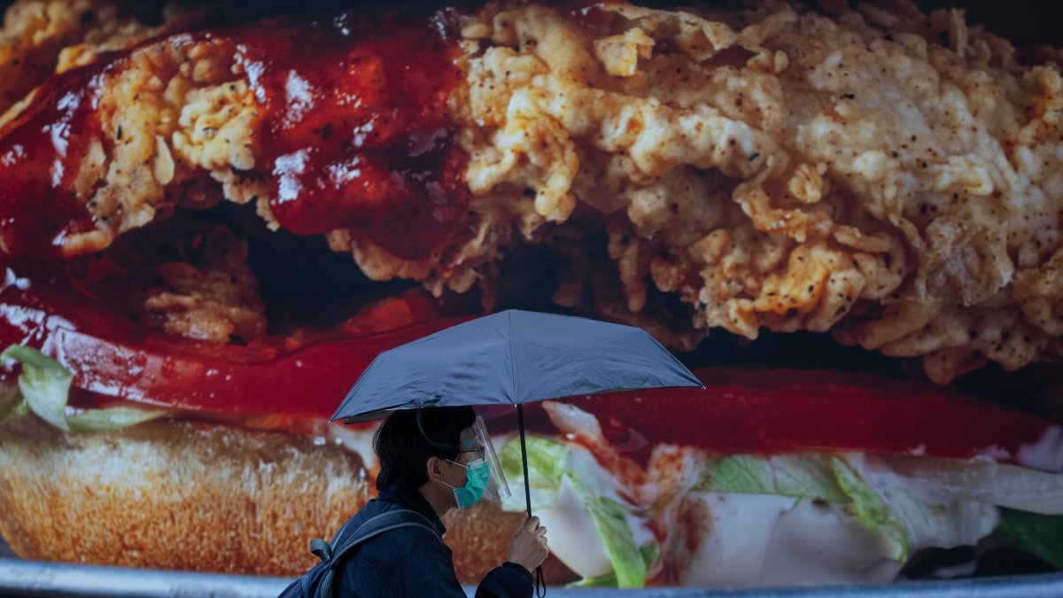 El objetivo del estudio, publicado este martes en el Journal of the American Medical Association (JAMA), era determinar las tendencias de alimentación y el consumo de ultraprocesados entre la población más joven de Estados Unidos.
