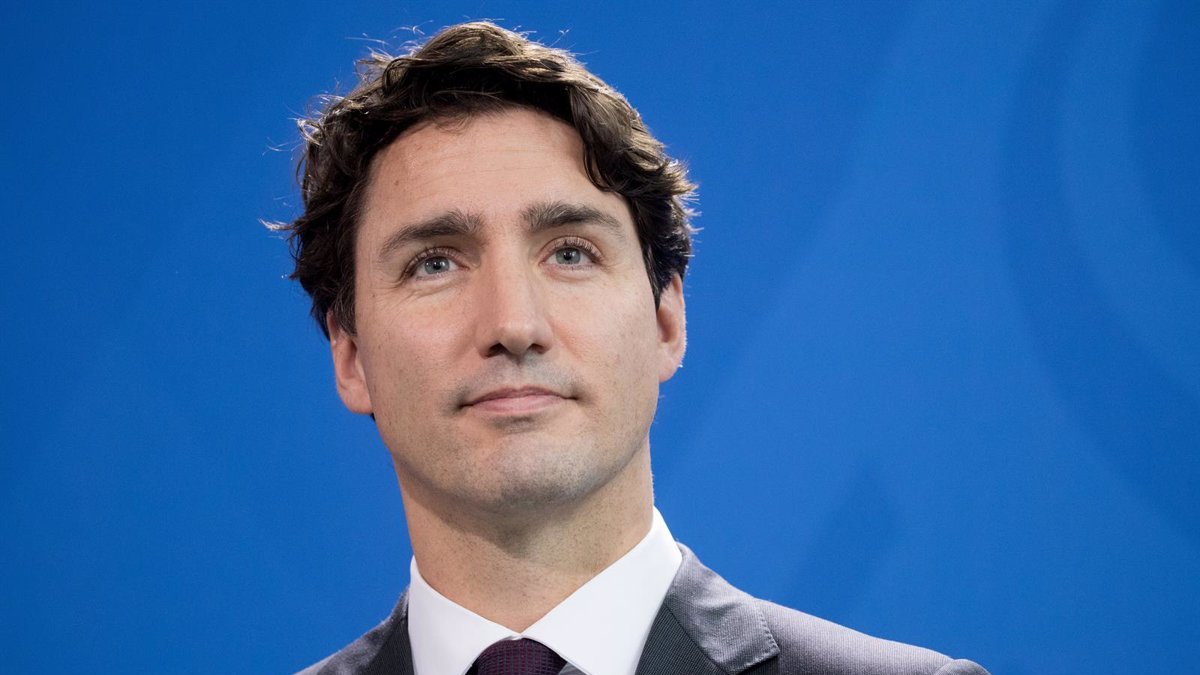 El primer ministro Justin Trudeau ha recibido críticas por las acciones de su Gobierno desde que los tk'emlúps te secwépemc, revelaron que hallaron restos de cientos de niños.