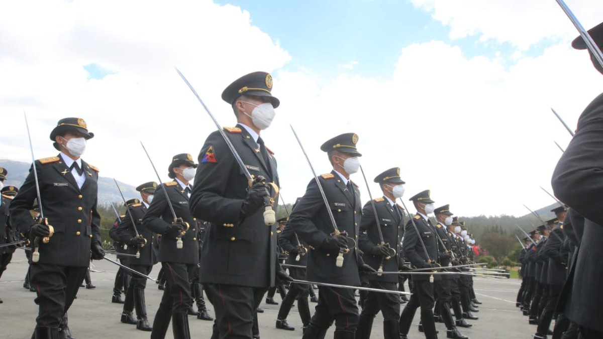 Acto. La ceremonia se realizó en la Escuela Superior Militar Eloy Alfaro de Parcayacu.