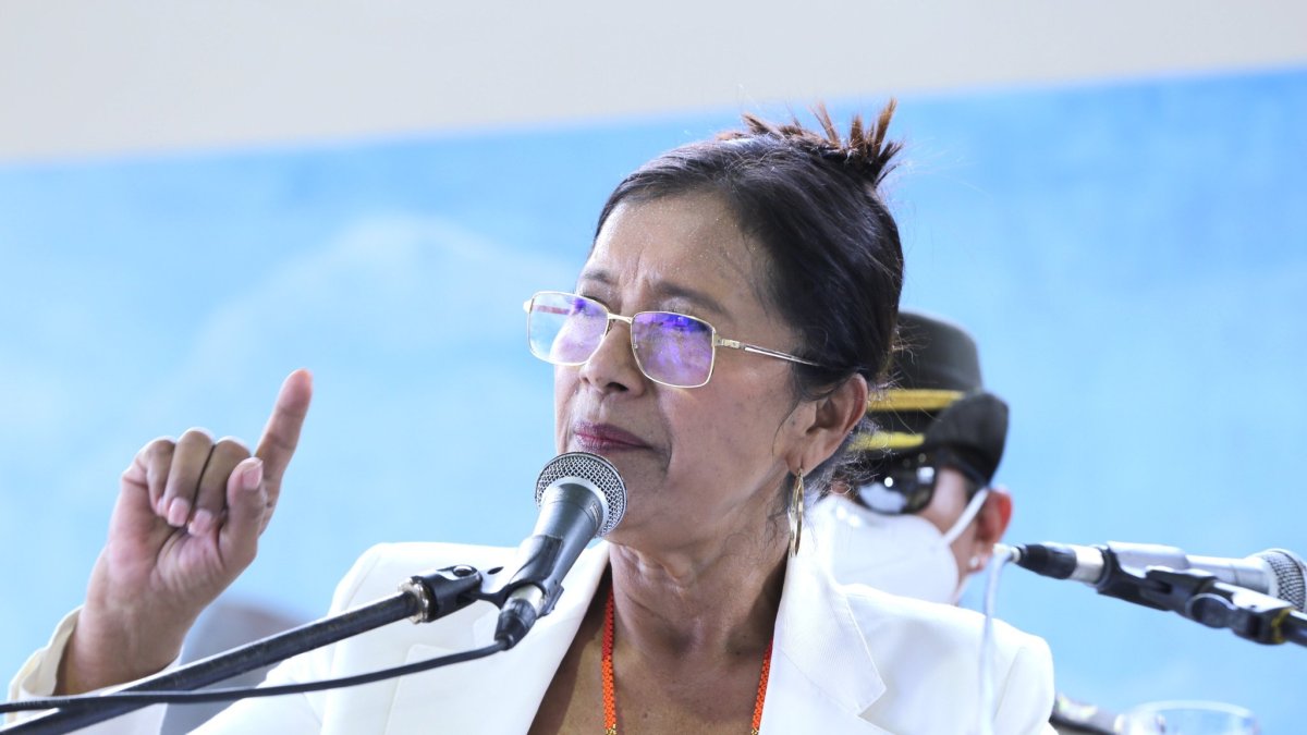 Presidenta. Guadalupe Llori quiere que los contribuyentes le paguen un carro como a todo el mundo.