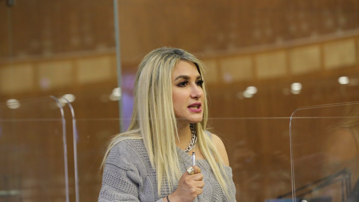 Debate. La asambleísta socialcristiana fue aclamada por su estilo histriónico y textualmente indigerible.