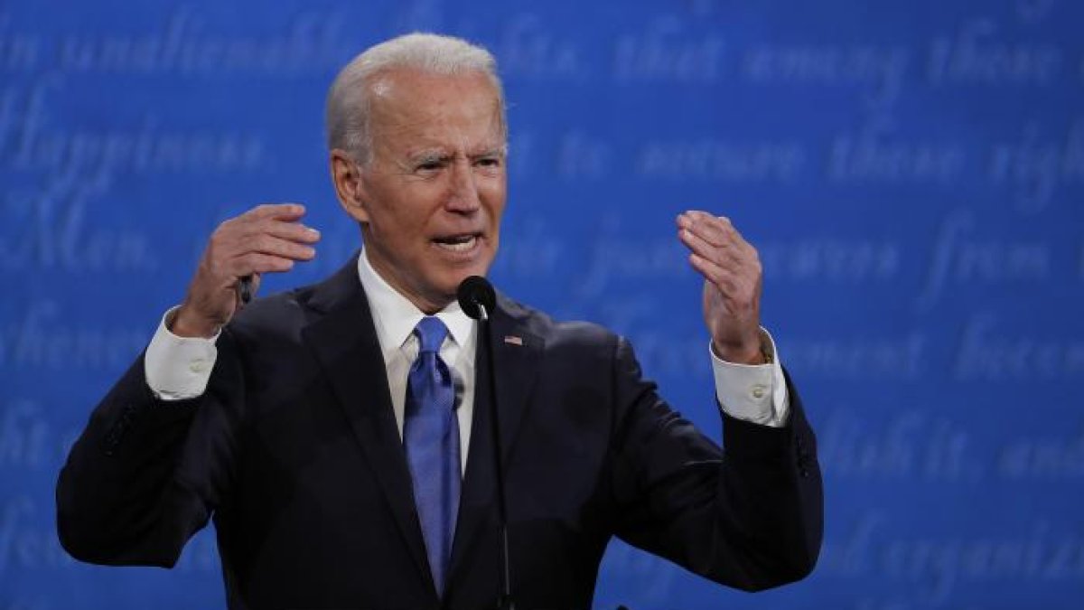 El presidente Joe Biden enfrenta una amenaza a sus planes dentro del bloque de congresistas de su mismo partido. 
