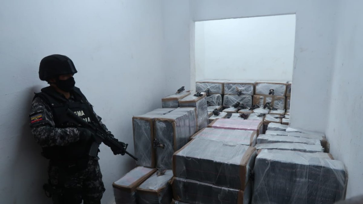 La Policía incauta droga en el norte de Guayaquil.