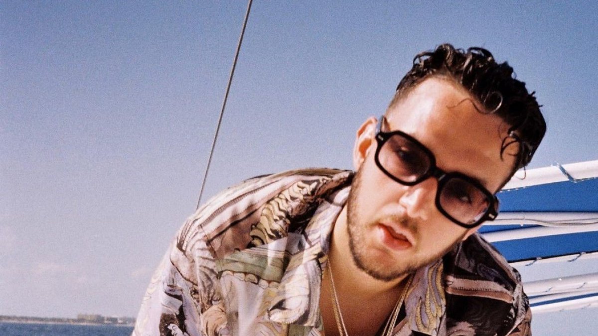 El fin de semana, C. Tangana y Ester Expósito se convirtieron en trending topic en Twitter en España ya que hubo muchísimas reacciones sobre el hecho.