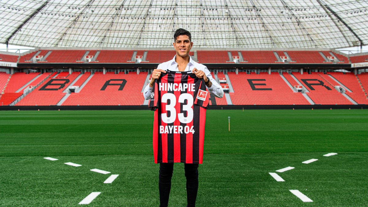 Hincapie, que llevará en número '33' en el Leverkusen, se mostró muy feliz e ilusionado con su llegada al fútbol europeo.