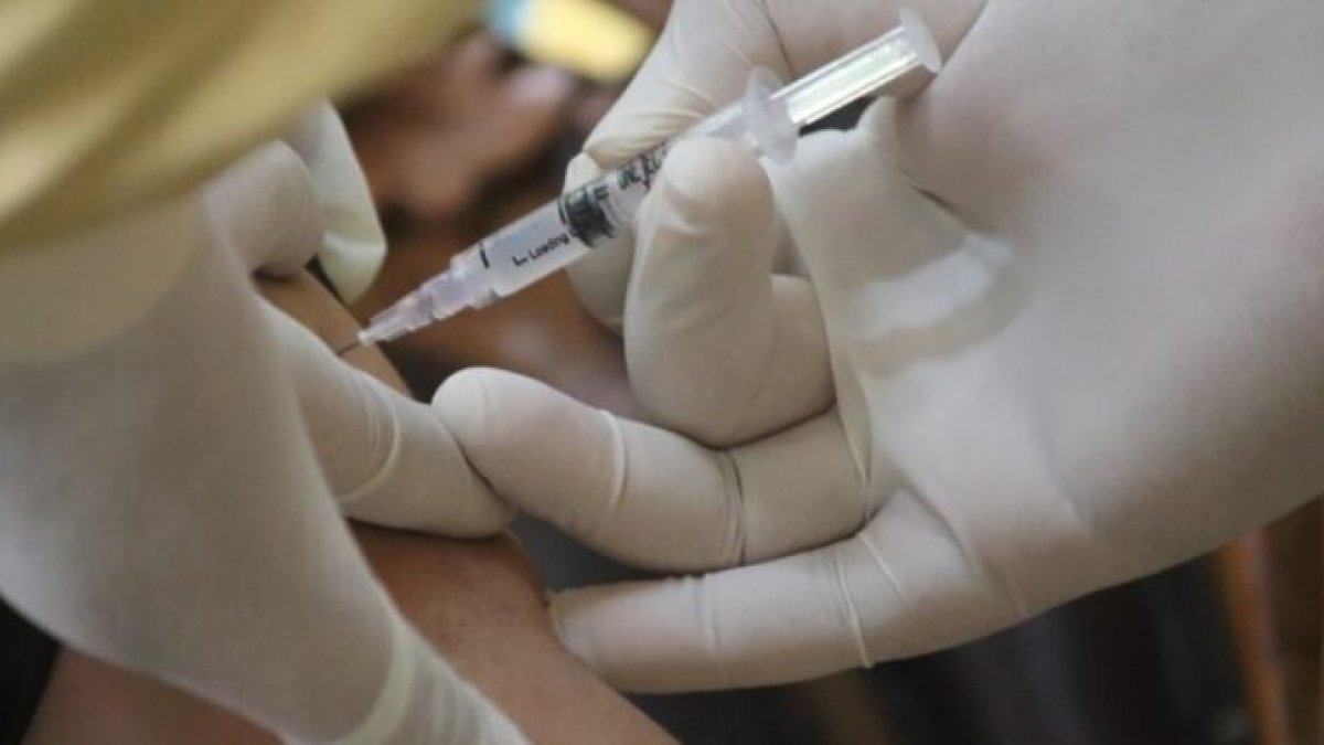 La vacuna contra el coronavirus ha provocado muchas dudas e inquietudes en las personas, muchas de las cuales se van esclareciendo.