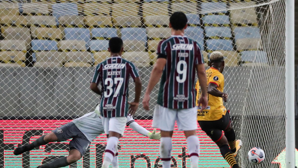 Gabriel Cortez anotó un gol de penal en el empate 2-2 en la ida por en Brasil.