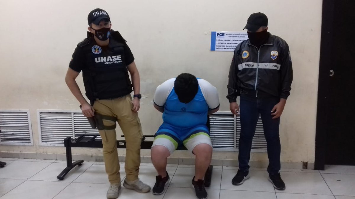 El joven de 19 años edad detenido por violación, incesto y pornografía.