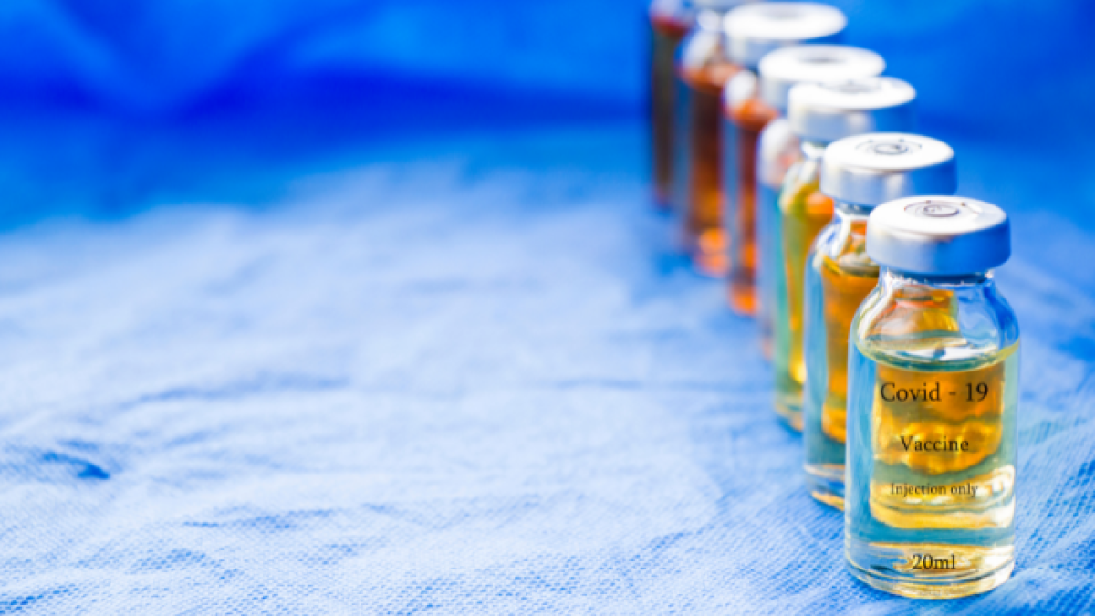 Francisco se unió a la campaña “De Ti Depende” del Ad Council y COVID Collaborative para inspirar confianza en las vacunas.