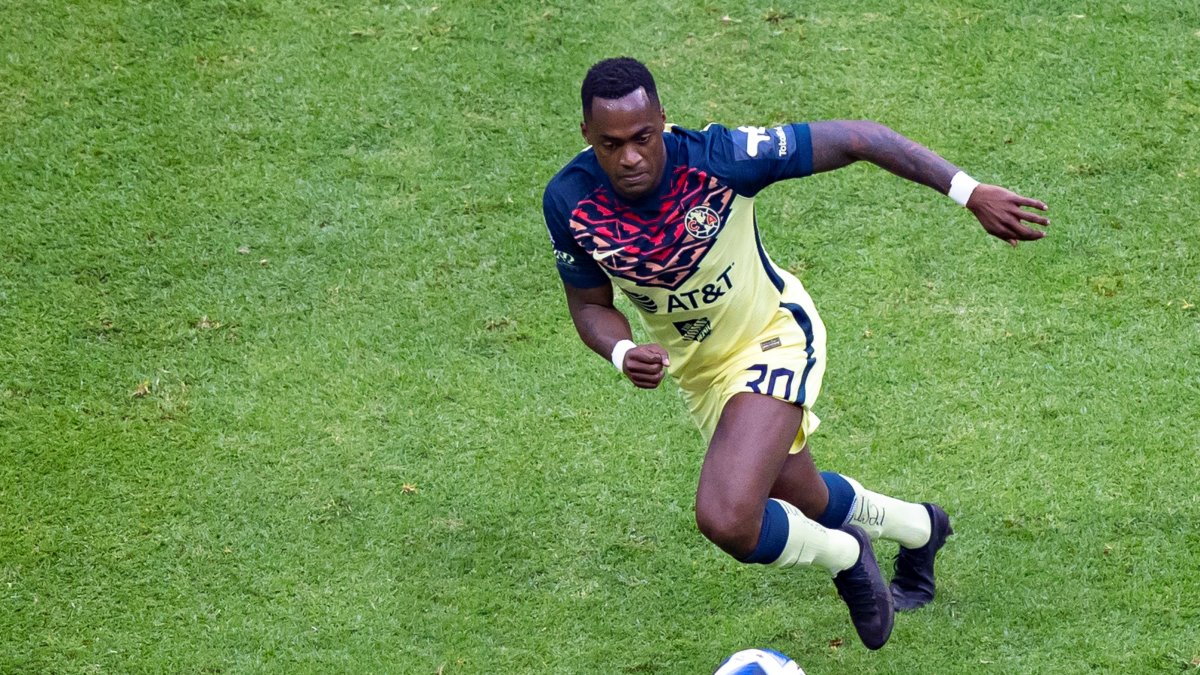 Renato Ibarra, volante del América, marcó el segundo tanto en la victoria de su club en el torneo mexicano.