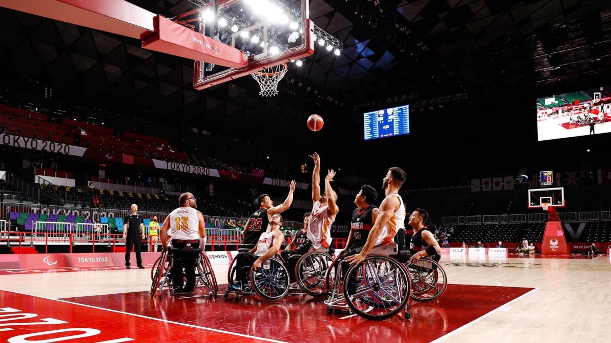 Un momento del partido de baloncesto en silla de ruedas entre España y Corea del Sur, en los Juegos Paralímpicos Tokio 2020, este miércoles en Tokio.